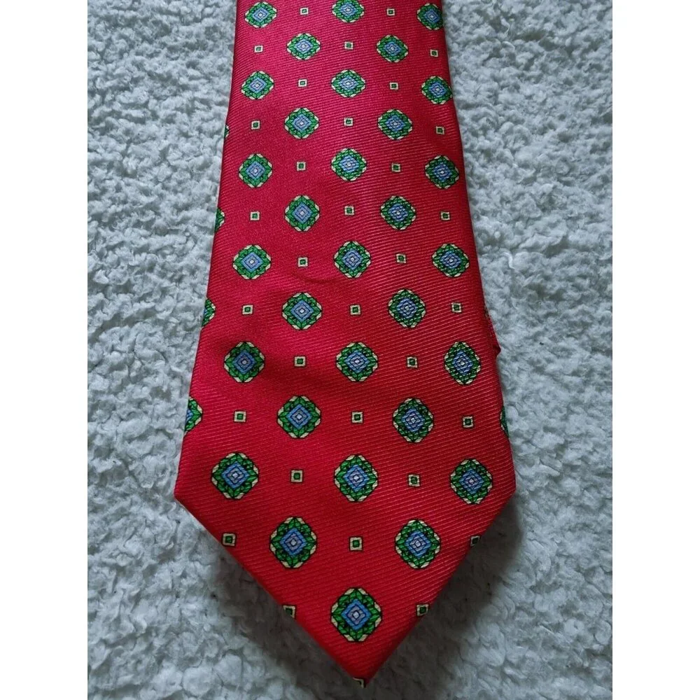 Cape Cod Neckwear 100% Silk Tie Red Mandala Print